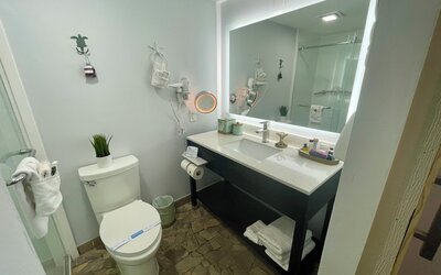 Ocean Sands Beach Boutique Inn - 1 Acre Private Beach