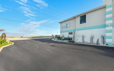 Ocean Sands Beach Boutique Inn - 1 Acre Private Beach