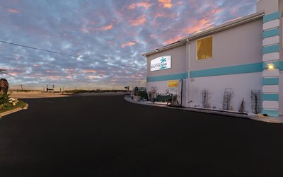 Ocean Sands Beach Boutique Inn - 1 Acre Private Beach