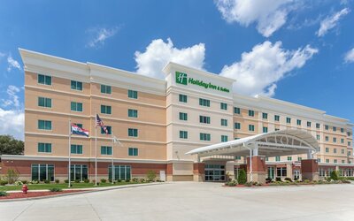 Holiday Inn Hotel & Suites Jefferson City by IHG