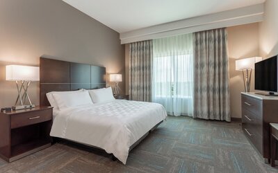 Holiday Inn Hotel & Suites Jefferson City by IHG