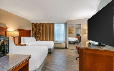 DoubleTree by Hilton Hotel Jefferson City