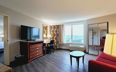 DoubleTree by Hilton Hotel Jefferson City