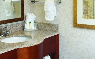 DoubleTree by Hilton Hotel Jefferson City