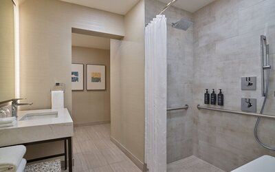 Sheraton Kansas City Hotel at Crown Center