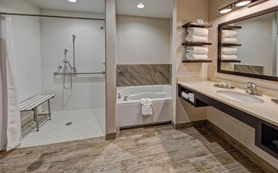 Residence Inn by Marriott Kansas City Downtown/ Convention