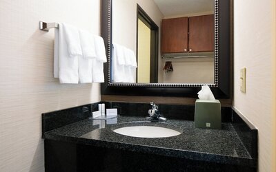Fairfield Inn By Marriott Kansas City Airport