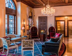 The Raphael Hotel, Autograph Collection