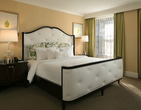 The Raphael Hotel, Autograph Collection