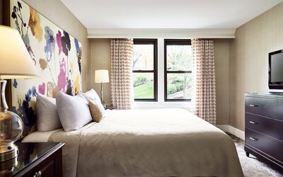The Raphael Hotel, Autograph Collection