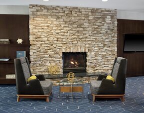 Courtyard by Marriott Kansas City Shawnee