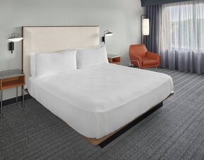 Courtyard by Marriott Kansas City Shawnee