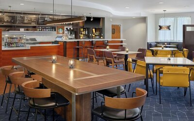 Courtyard by Marriott Kansas City Shawnee