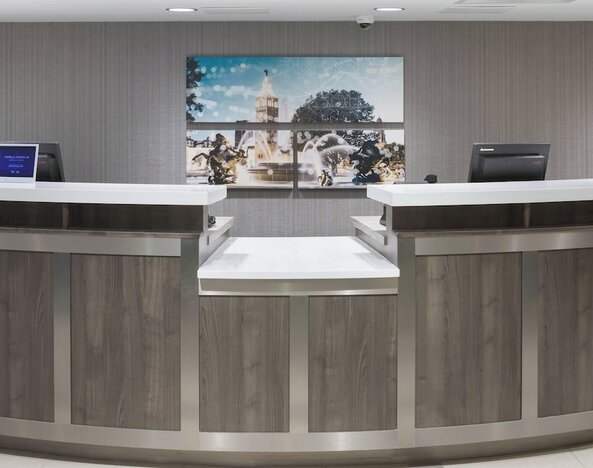 Residence Inn by Marriott Kansas City Country Club Plaza