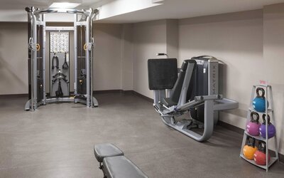 Residence Inn by Marriott Kansas City Country Club Plaza