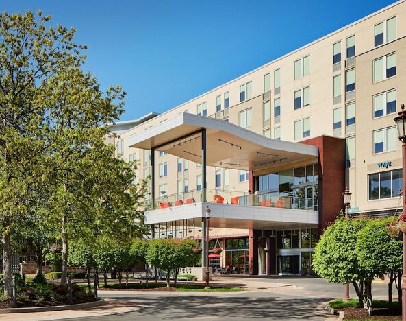 Aloft by Marriott Leawood-Overland Park