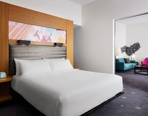 Aloft by Marriott Leawood-Overland Park