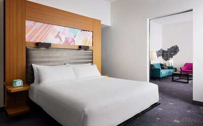 Aloft by Marriott Leawood-Overland Park