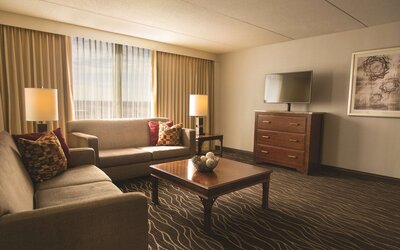 Hilton Kansas City Airport
