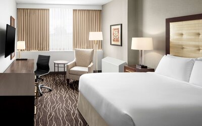 Hilton Kansas City Airport