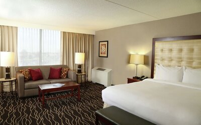 Hilton Kansas City Airport