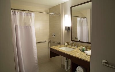 Hilton Kansas City Airport