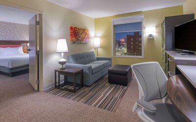 Home2 Suites by Hilton Kansas City Downtown