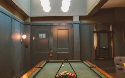 Crossroads Hotel
