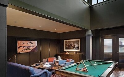 Crossroads Hotel
