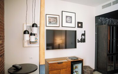 Crossroads Hotel