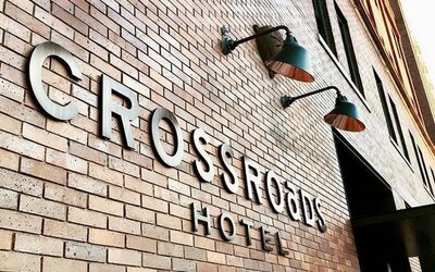 Crossroads Hotel