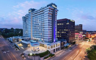 Hilton Kansas City Country Club Plaza