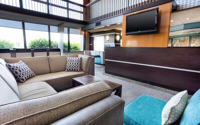 Drury Inn & Suites Kansas City Airport