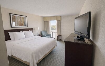 Hotel Lotus Kansas City Stadium
