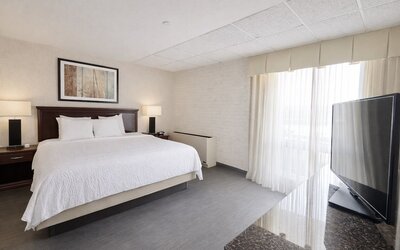 Hotel Lotus Kansas City Stadium