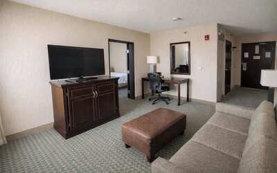 Hotel Lotus Kansas City Stadium
