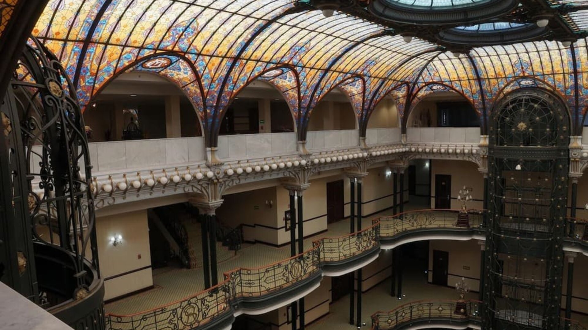 Stain glass windows at Gran Hotel de la Ciudad de México.
