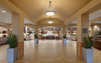 Embassy Suites by Hilton Kansas City International Airport