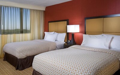 Embassy Suites by Hilton Kansas City International Airport