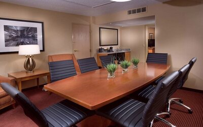 Embassy Suites by Hilton Kansas City International Airport