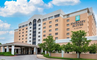 Embassy Suites by Hilton Kansas City International Airport