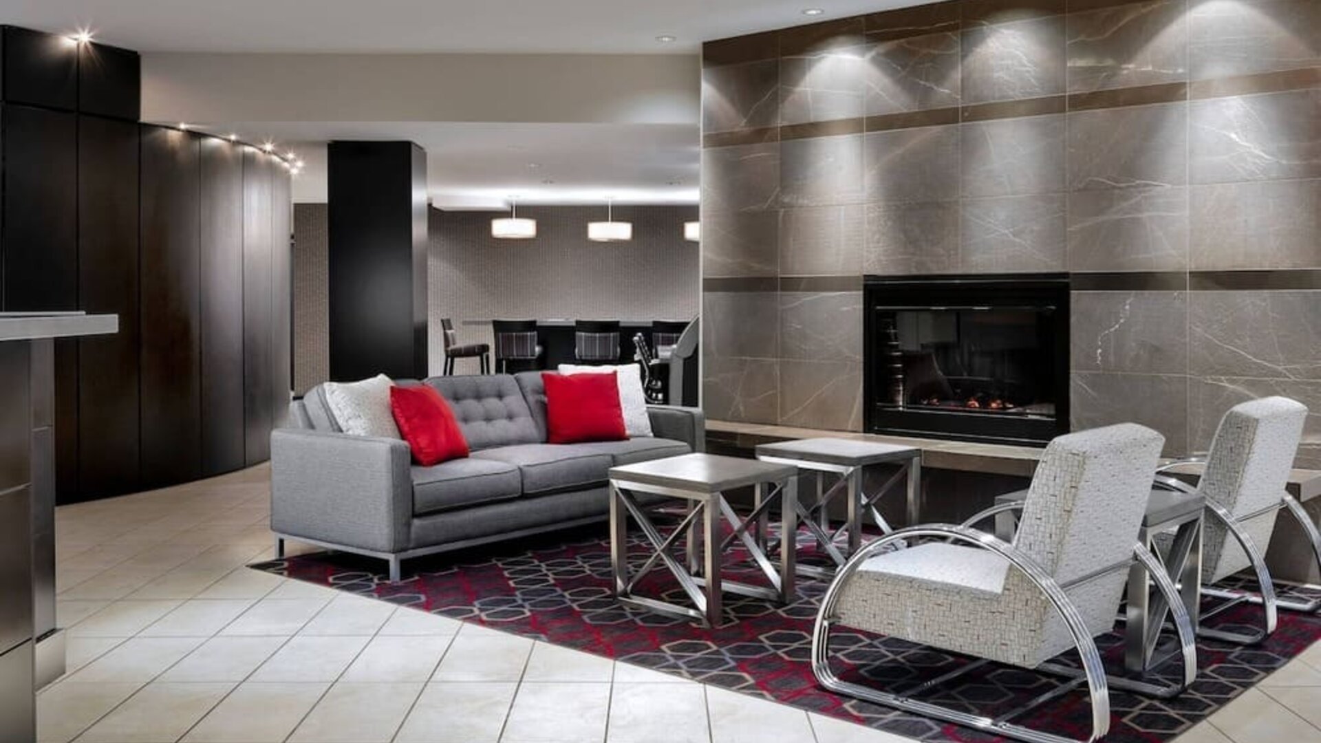 Lounge and coworking space at Four Points By Sheraton Mississauga Meadowvale.