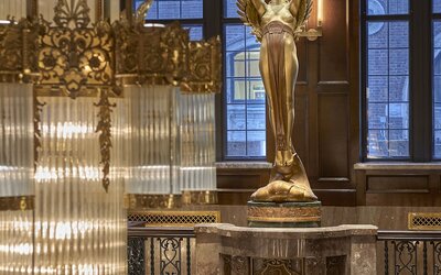 Hotel Phillips Kansas City Curio Collection by Hilton