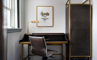 Hotel Phillips Kansas City Curio Collection by Hilton