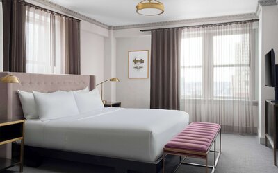 Hotel Phillips Kansas City Curio Collection by Hilton