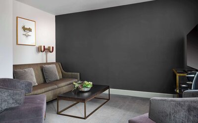 Hotel Phillips Kansas City Curio Collection by Hilton