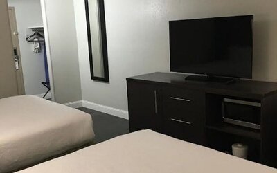 Wingate by Wyndham Kansas City