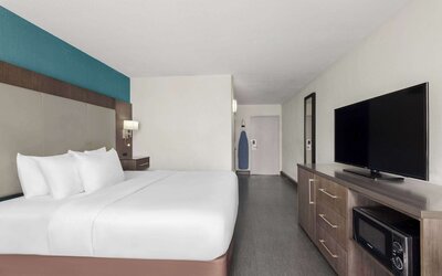 Wingate by Wyndham Kansas City