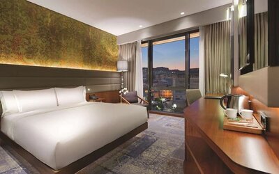 Day use room with TV at DoubleTree By Hilton Istanbul - Piyalepasa.