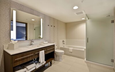 Home2 Suites by Hilton Kansas City KU Medical Center